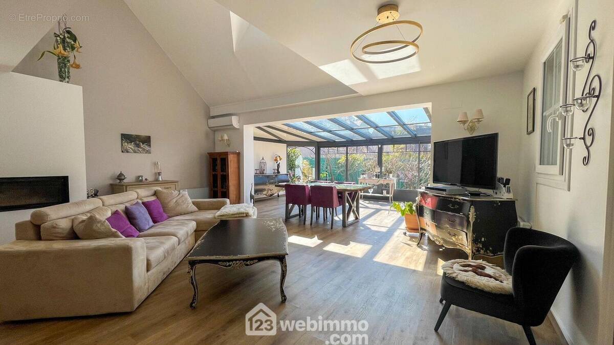 Maison à MAROLLES-EN-BRIE