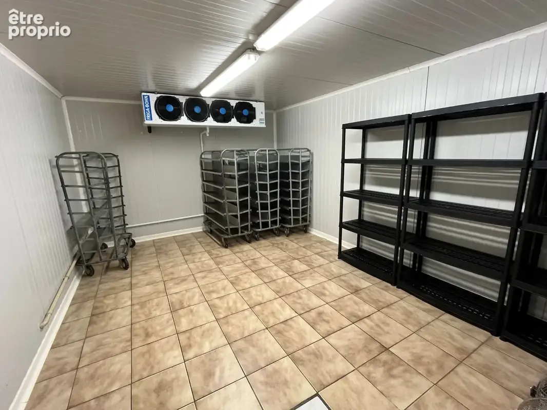 Local professionnel - photo 10