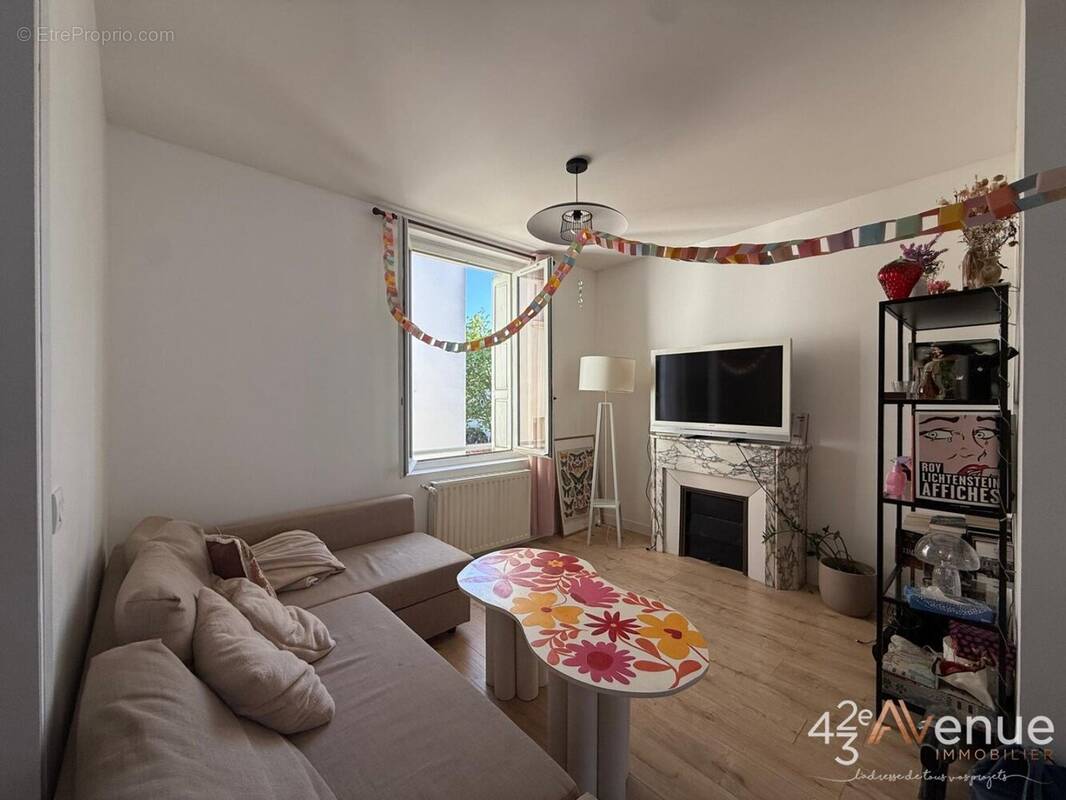 Appartement à SAINT-ETIENNE