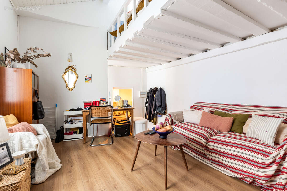 Appartement à BORDEAUX