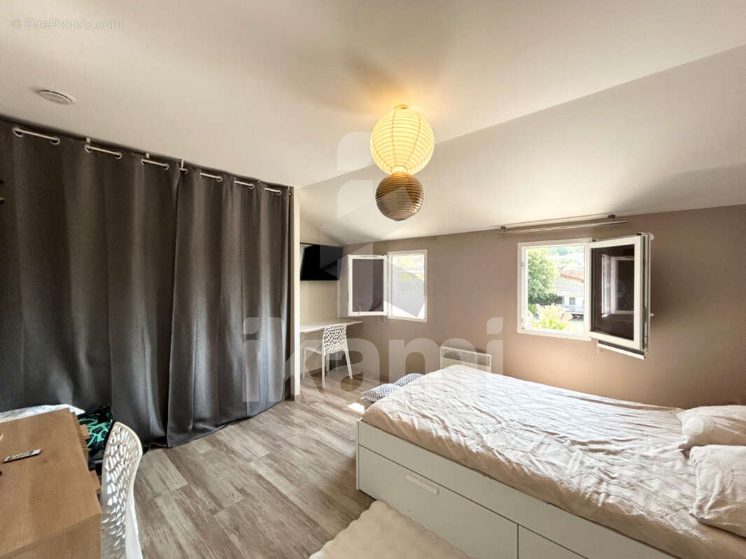 Maison de 176 m2 avec piscine - photo 7