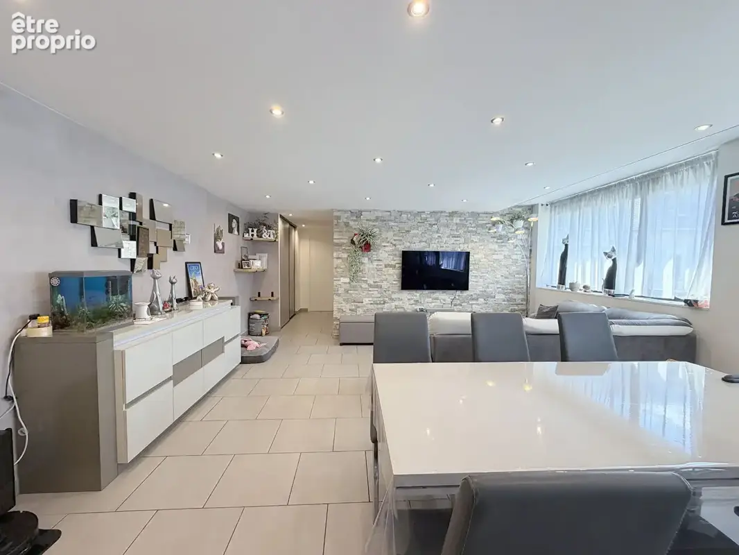 Appartement + local à vendre cluses centre-ville - photo 9