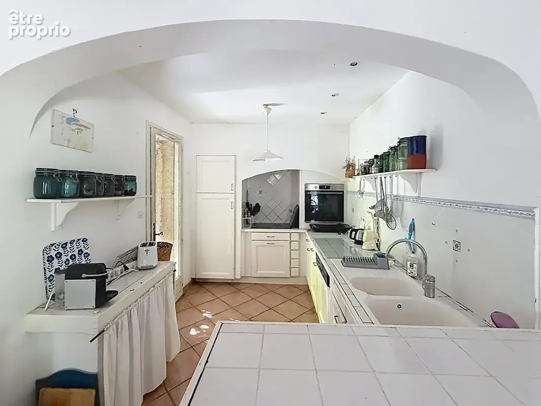 Villa de plain-pied - 4 chambres - 1 000 m² de terrain -  piscine -  à 5 min à pied du village - photo 5