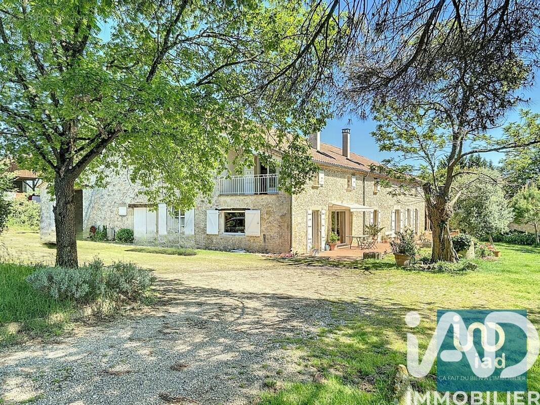 Photo 1 - Maison à PLIEUX