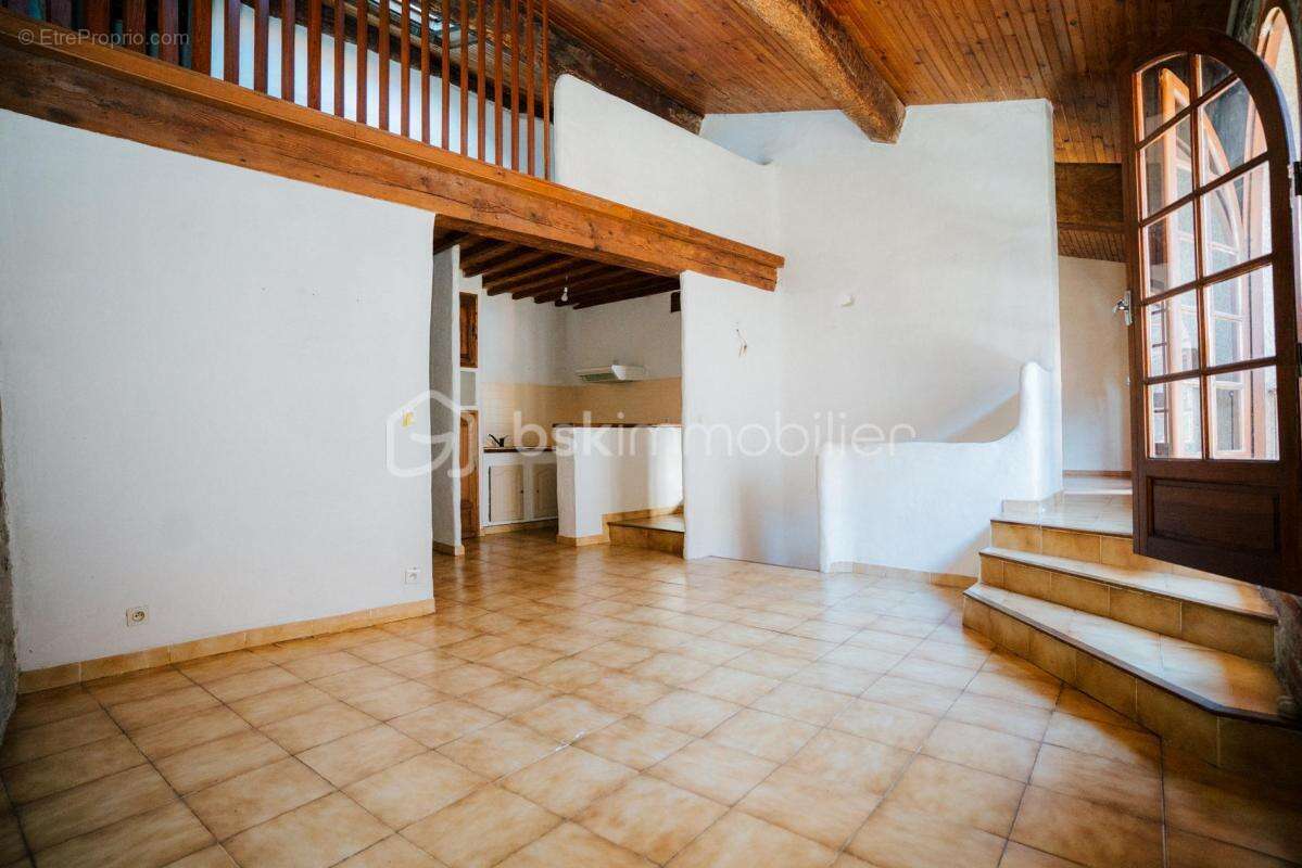 Appartement à BAGES