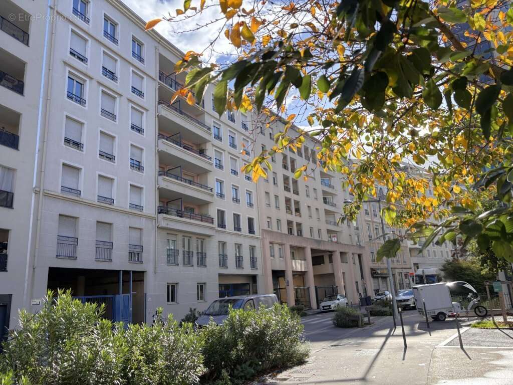 Appartement à LYON-7E