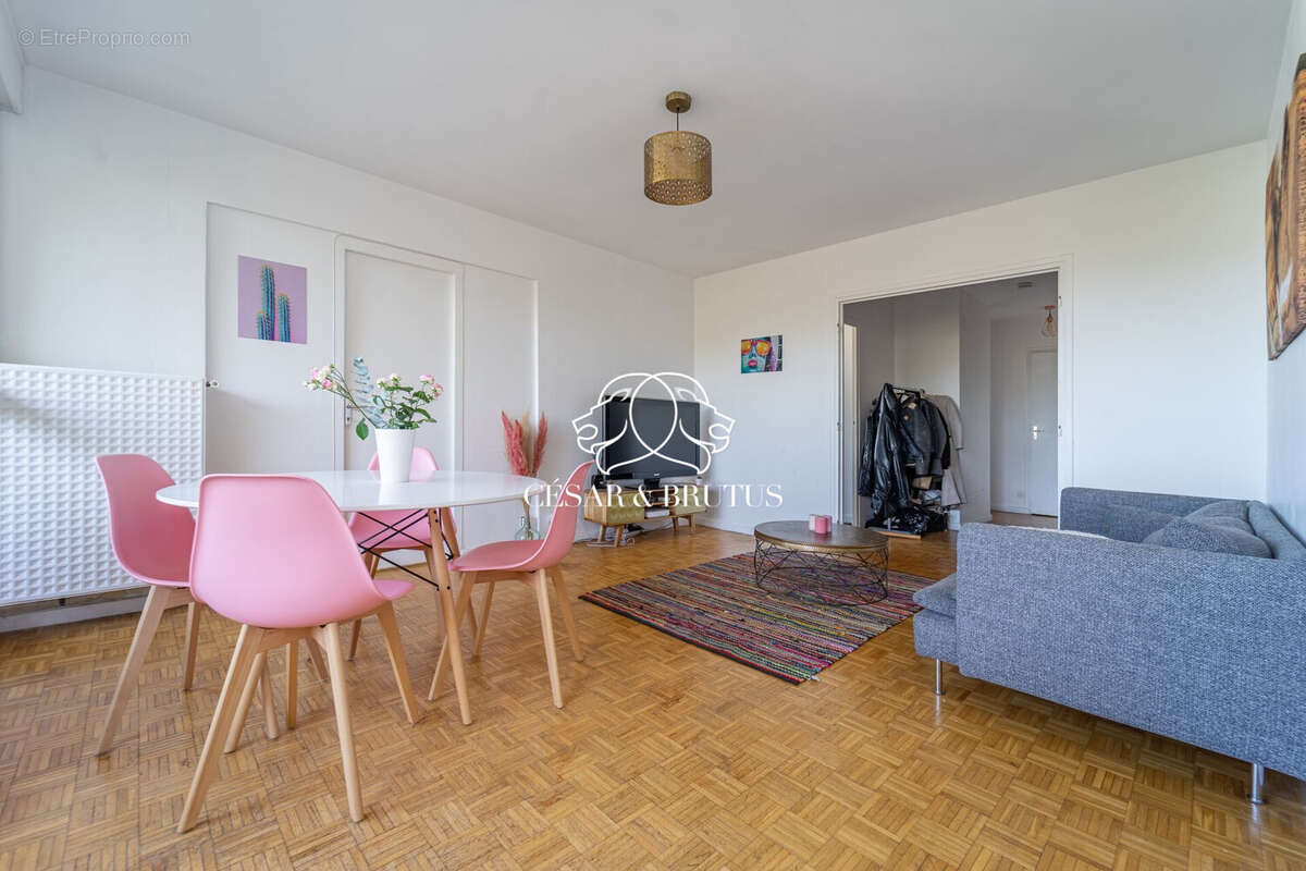 Appartement à LYON-5E