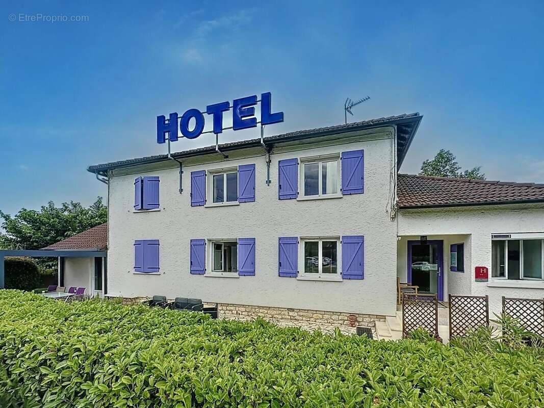 Photo 2 - Commerce à SAINT-PAUL-DE-LOUBRESSAC