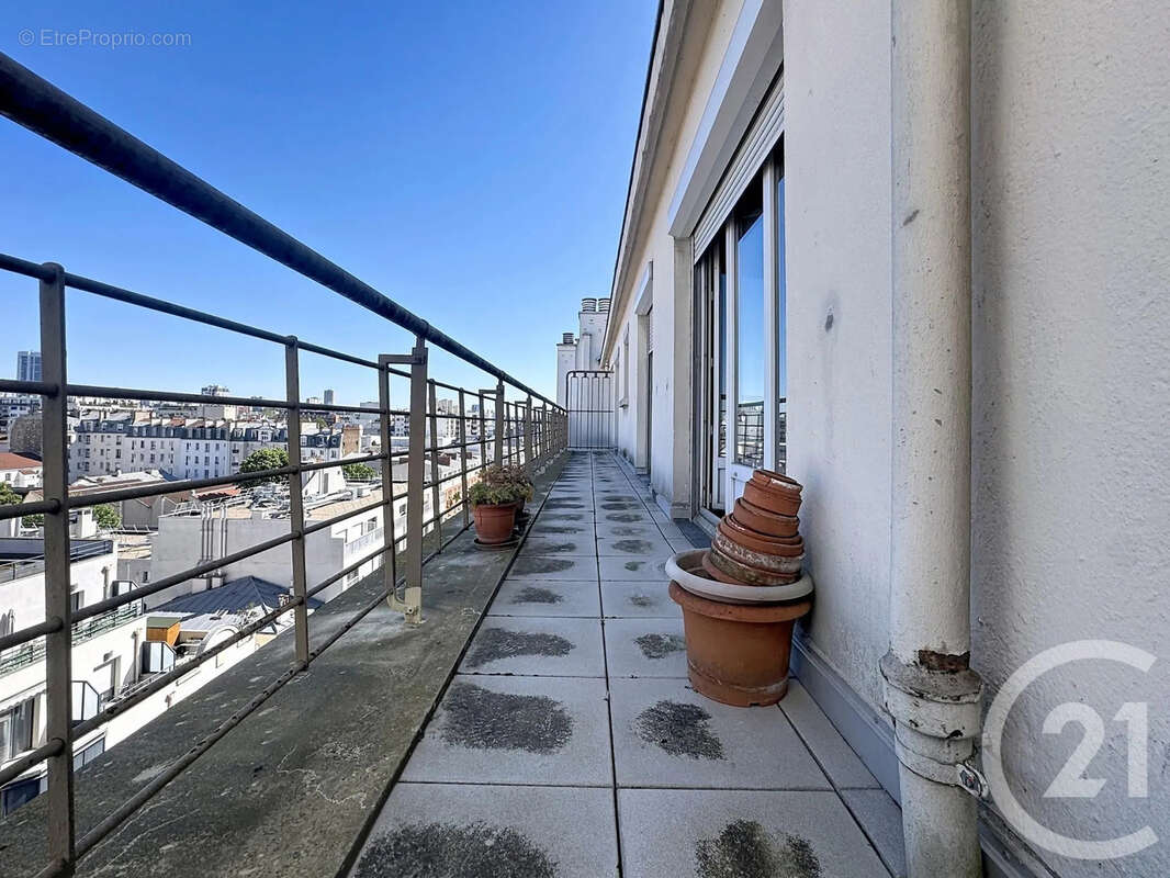 Appartement à PARIS-20E