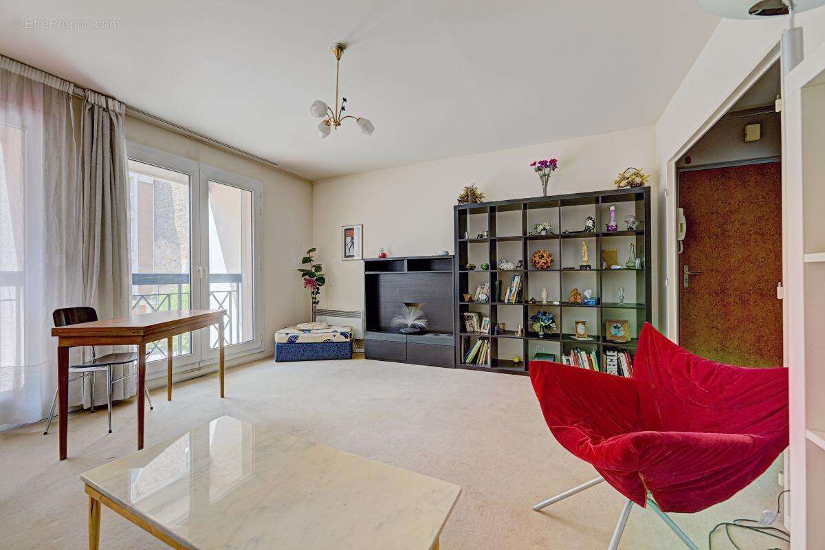 Appartement à VILLEMOMBLE
