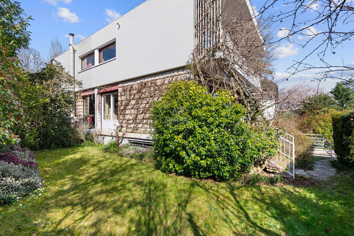 Maison à LE PECQ