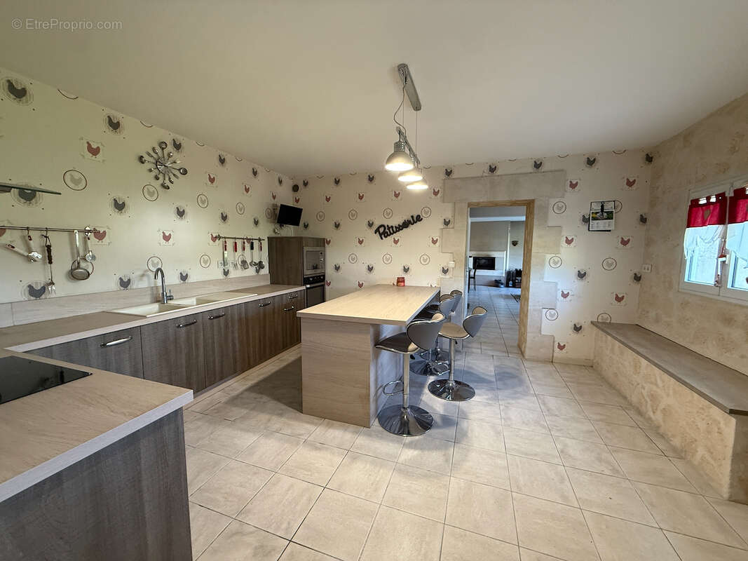 Maison à SAINT-SATURNIN