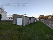 Terrain à VIEILLEVIGNE