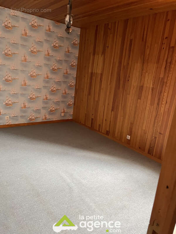 Maison à COSNE-COURS-SUR-LOIRE