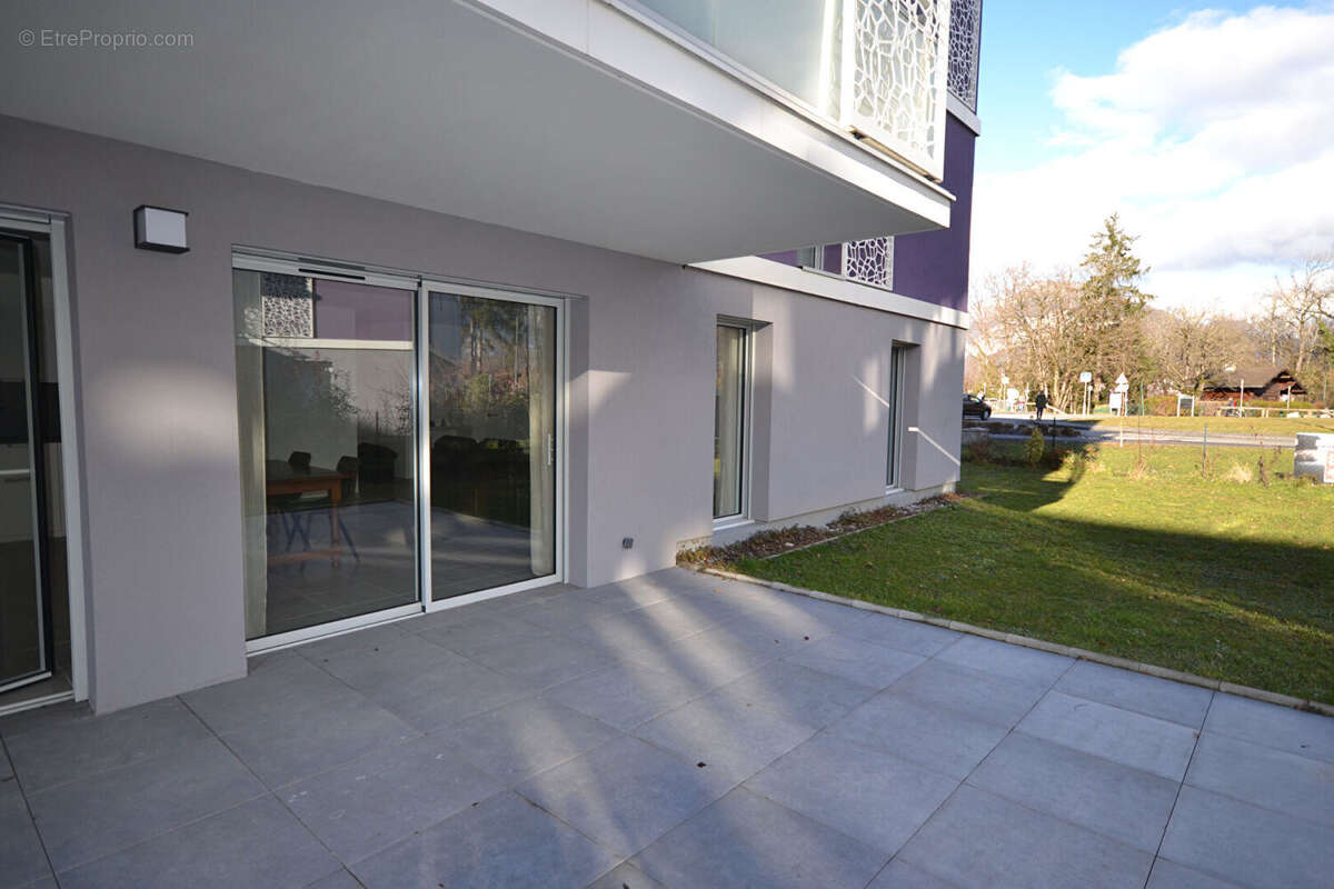 Appartement à SAINT-JORIOZ