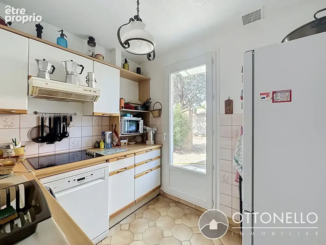 Maison Roquebrune Sur Argens 4 pièces 70,49 m2 avec jardin de 111 m2 et garage à motos - photo 4