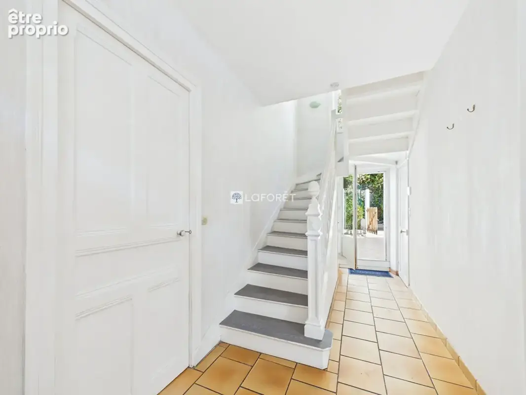 Maison Port Launay 8 pièce(s)  167 m2 avec jardin - photo 12