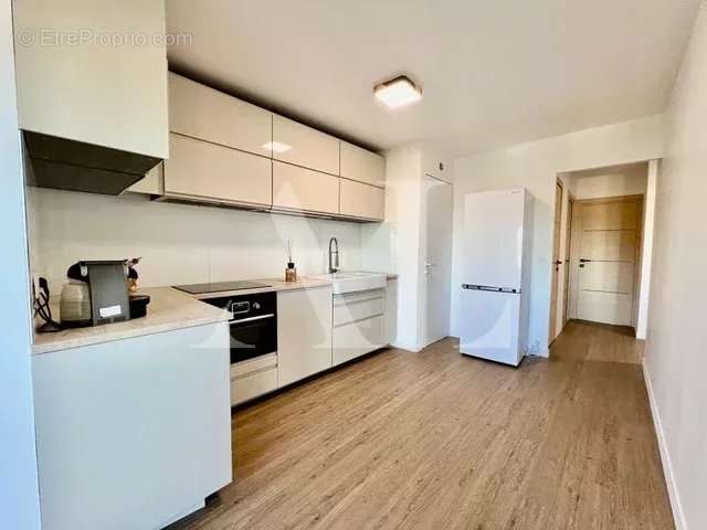 Appartement à VALLAURIS