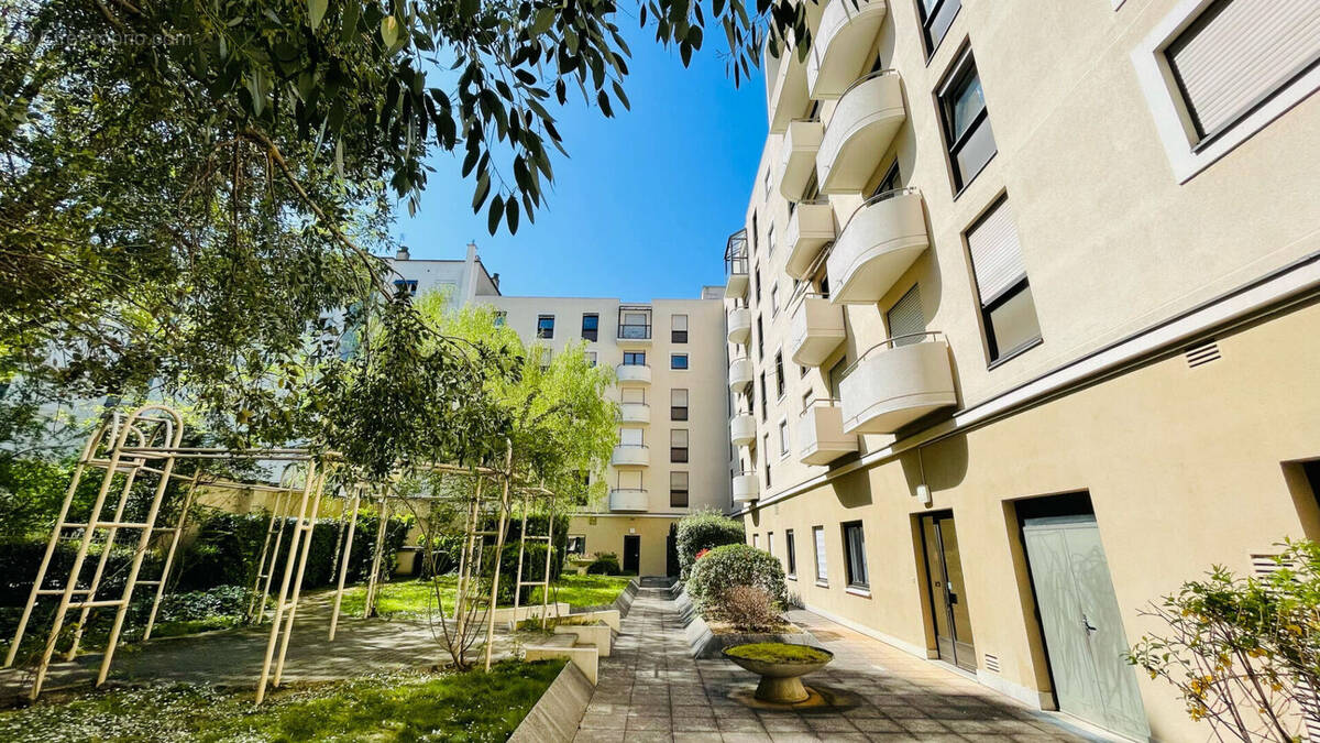 Appartement à LYON-6E