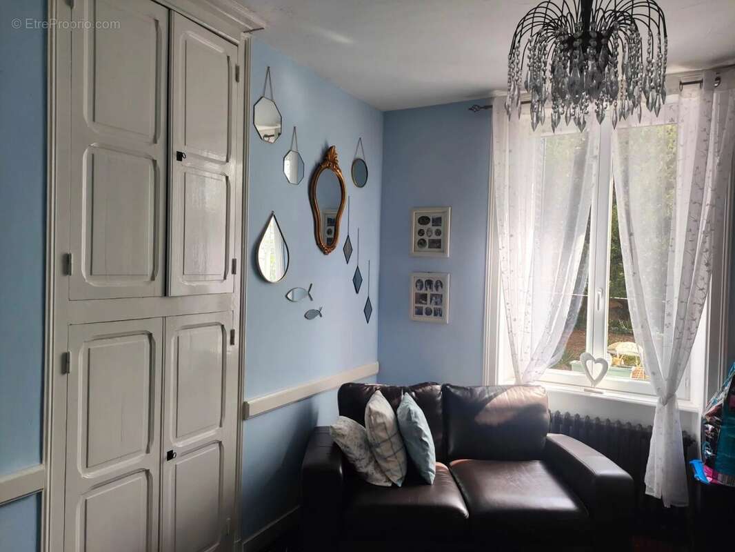 Maison à ORADOUR-SUR-VAYRES