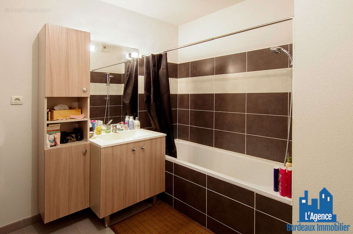 Appartement à BASSENS