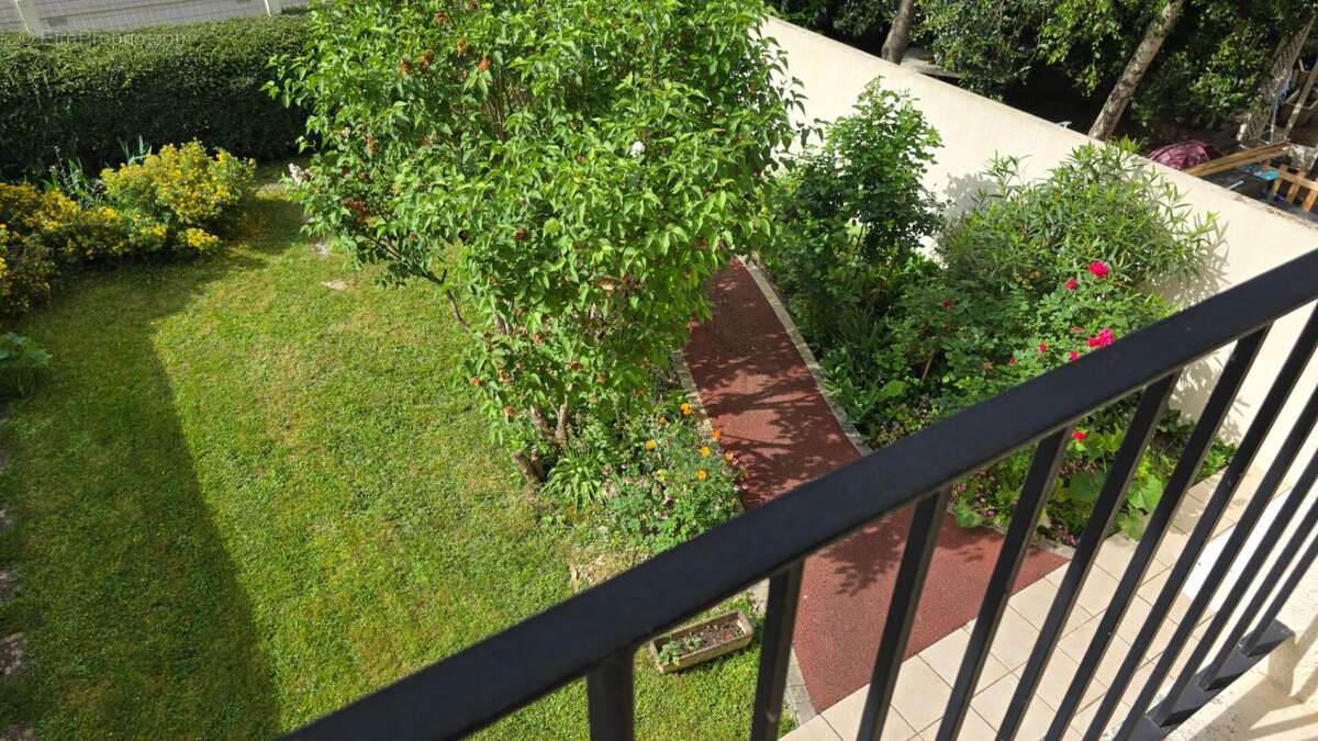 Maison  4 pièce(s) de 91 m2  avec 3 chambres  et 1 garage - photo 12