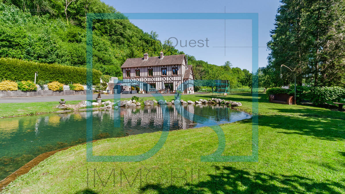 Maison à PAVILLY