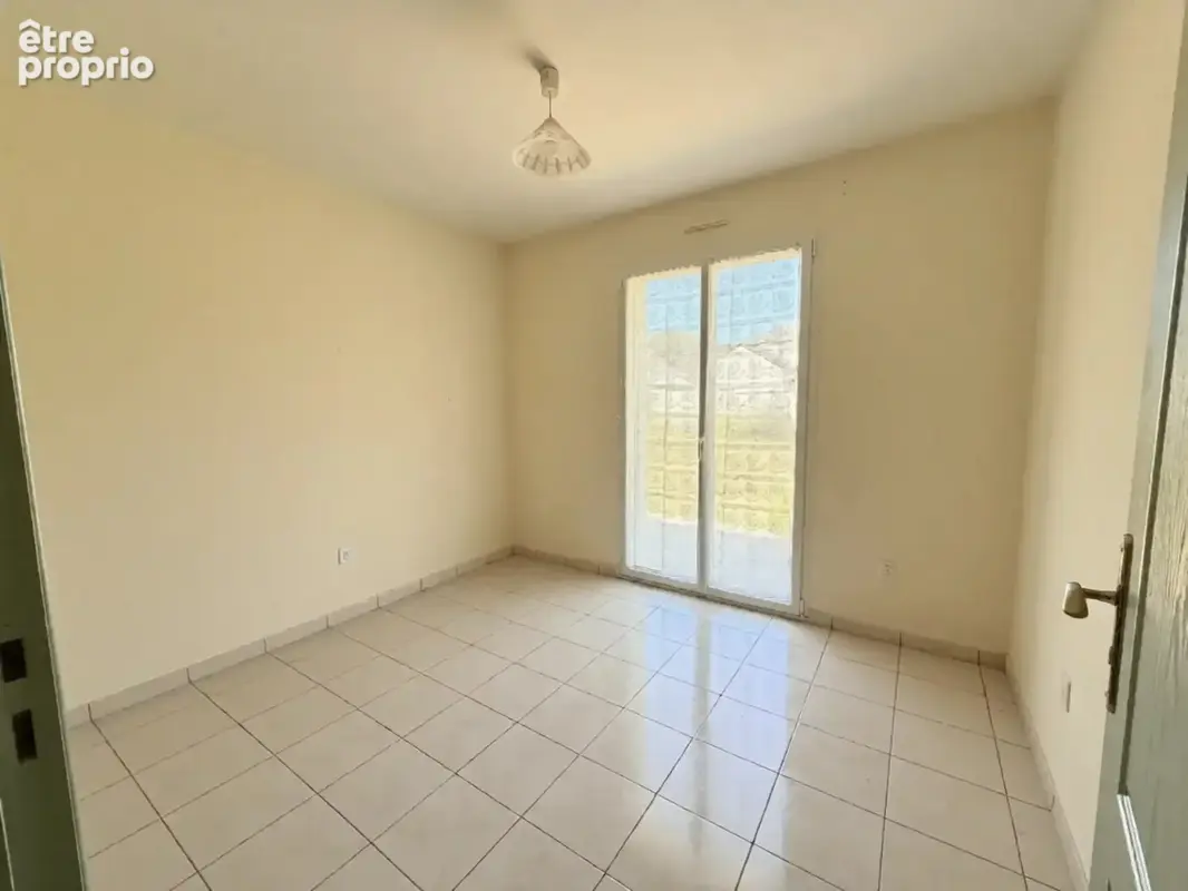Maison 4 chambres 134m2/3167m2 . Plain-pied . Double garage . 5min Chateaubriant - photo 13