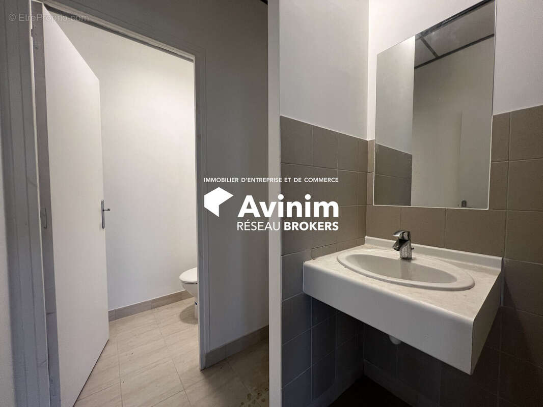 Commerce à VILLEBON-SUR-YVETTE