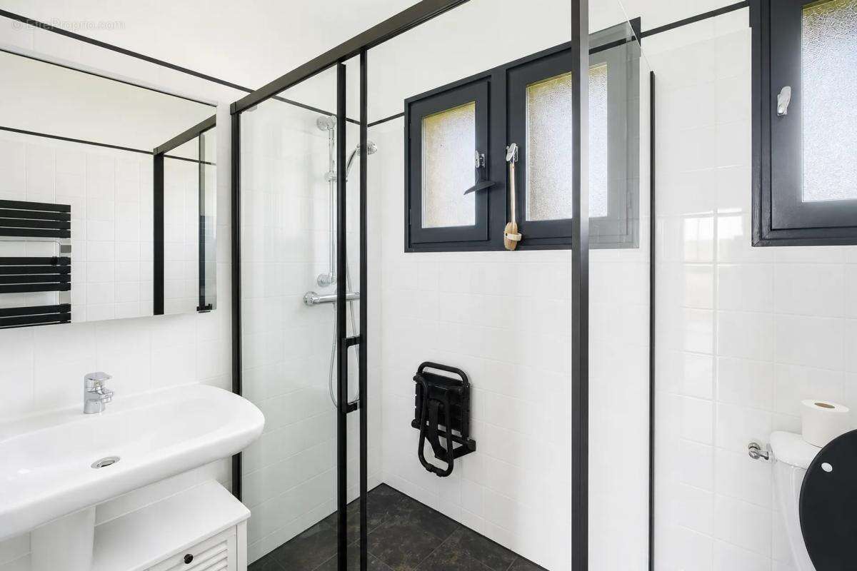 Maison de 5 pièces de 102 m² à Douarnenez - photo 8