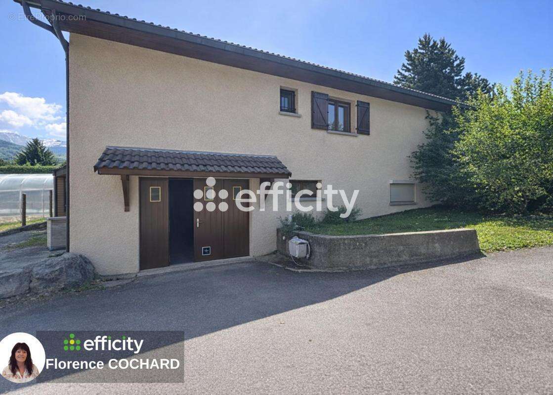 Maison à ONNION