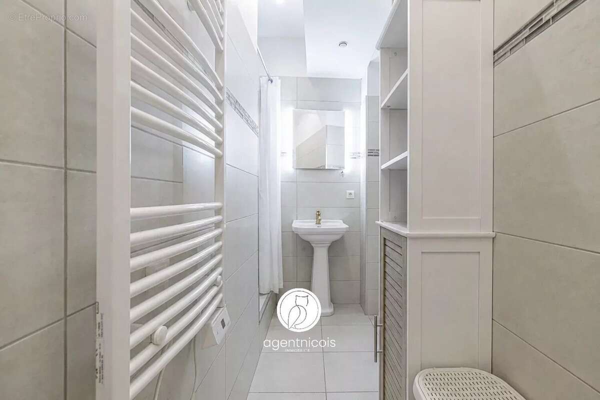 Nice // Centre-Ville : 2 pièces / Bon état / Investissement locatif - photo 6