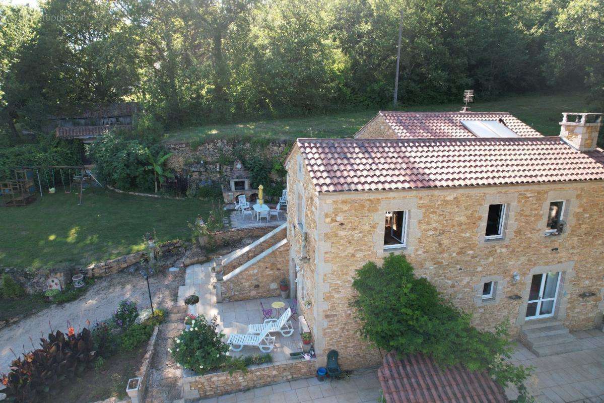 Maison à PUY-L'EVEQUE