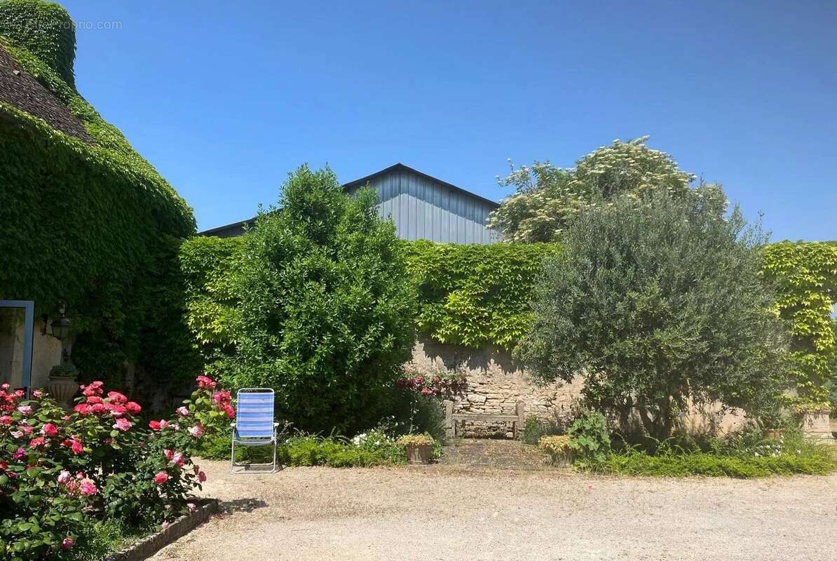 Maison à LADOIX-SERRIGNY