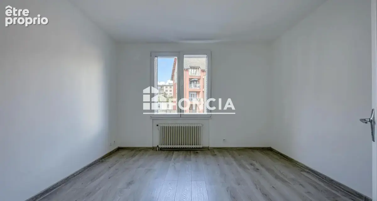 Annecy Appartement 4 pièces quartier des Romains au calme avec GARAGE - photo 7