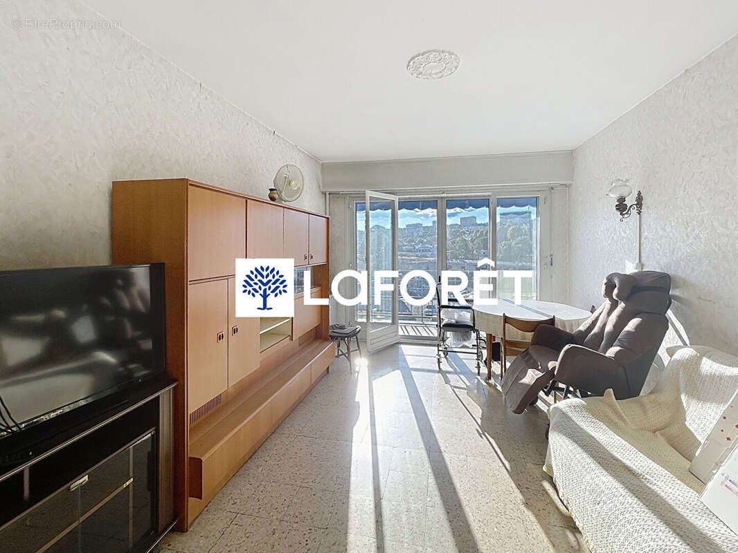 Appartement à CAGNES-SUR-MER