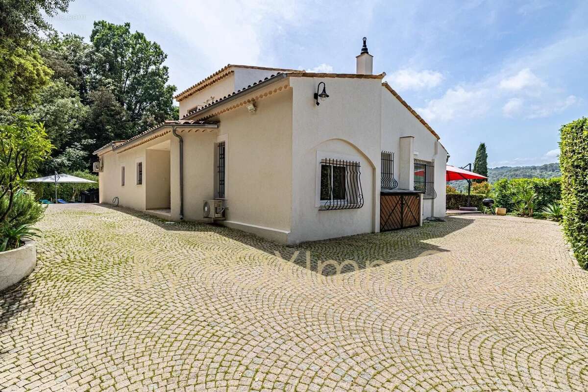 Maison à LA COLLE-SUR-LOUP