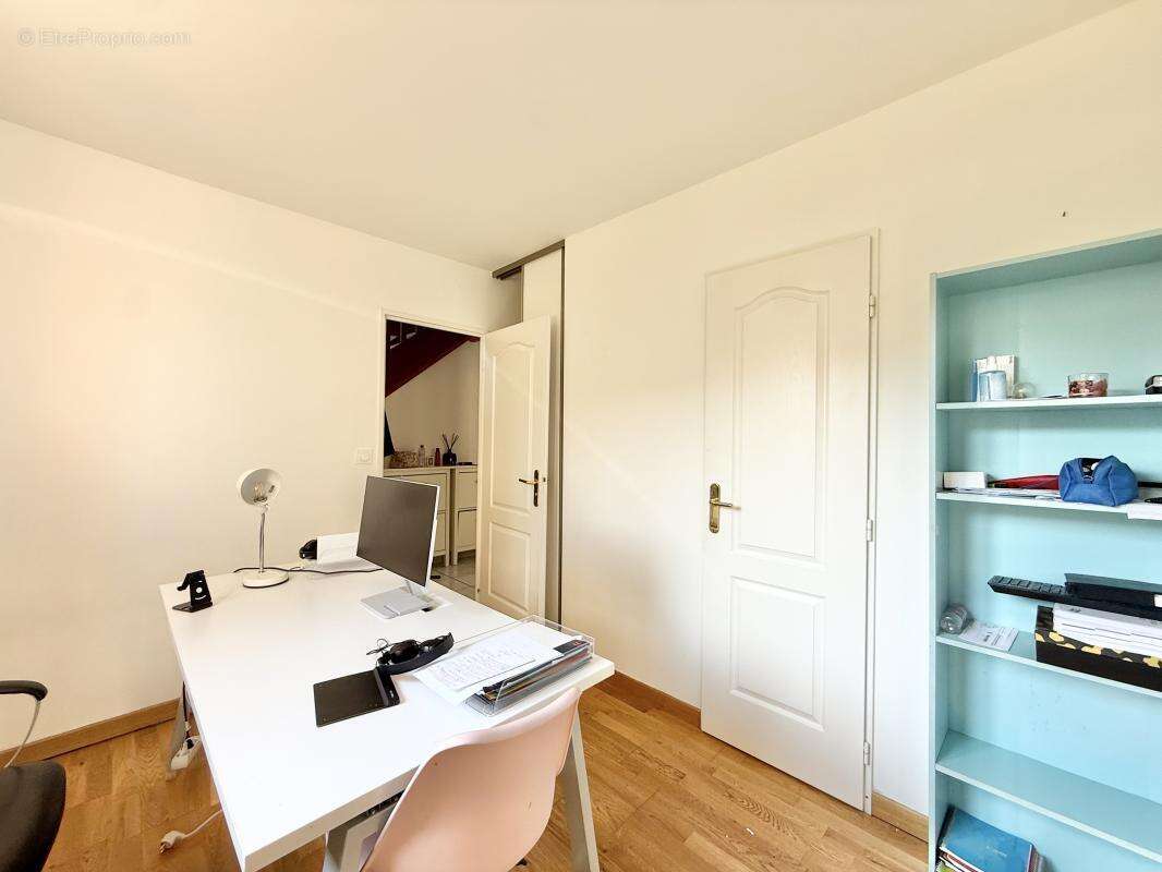 Maison 150 m² à Courdimanche  - photo 11