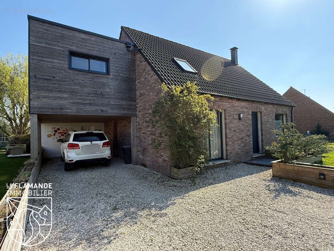 Maison à OUDEZEELE