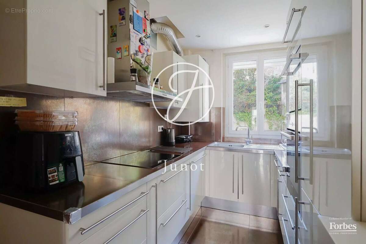 Appartement à PARIS-6E