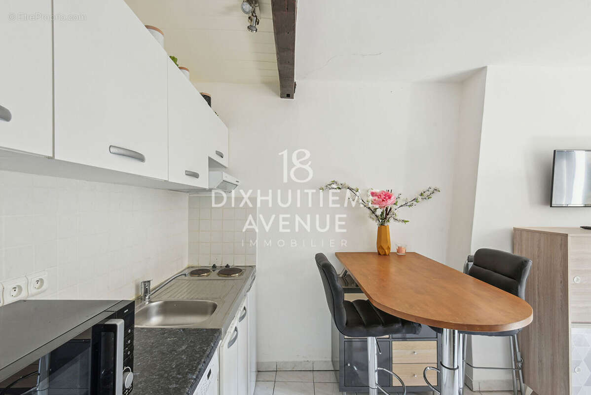 Appartement à PARIS-18E