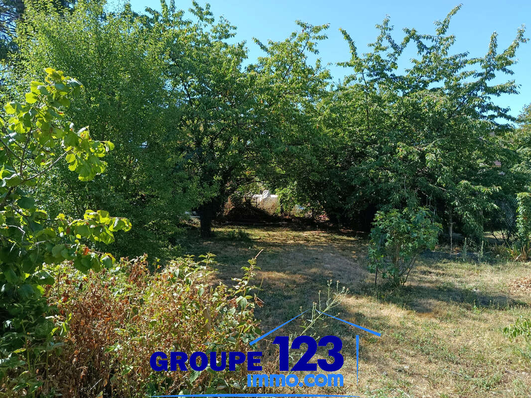 Maison centre village 3 ou 5 chambres avec jardin. - photo 11
