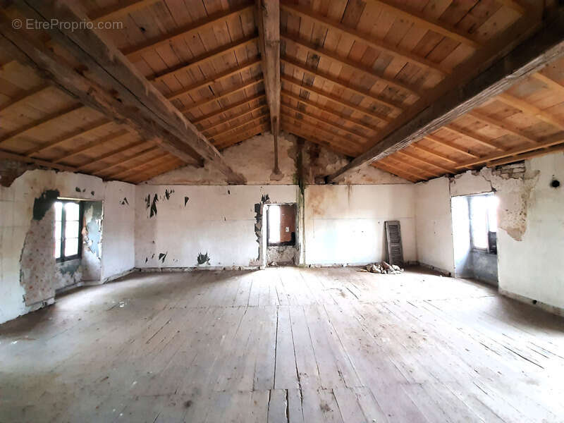 Maison à FONTENAY-LE-COMTE