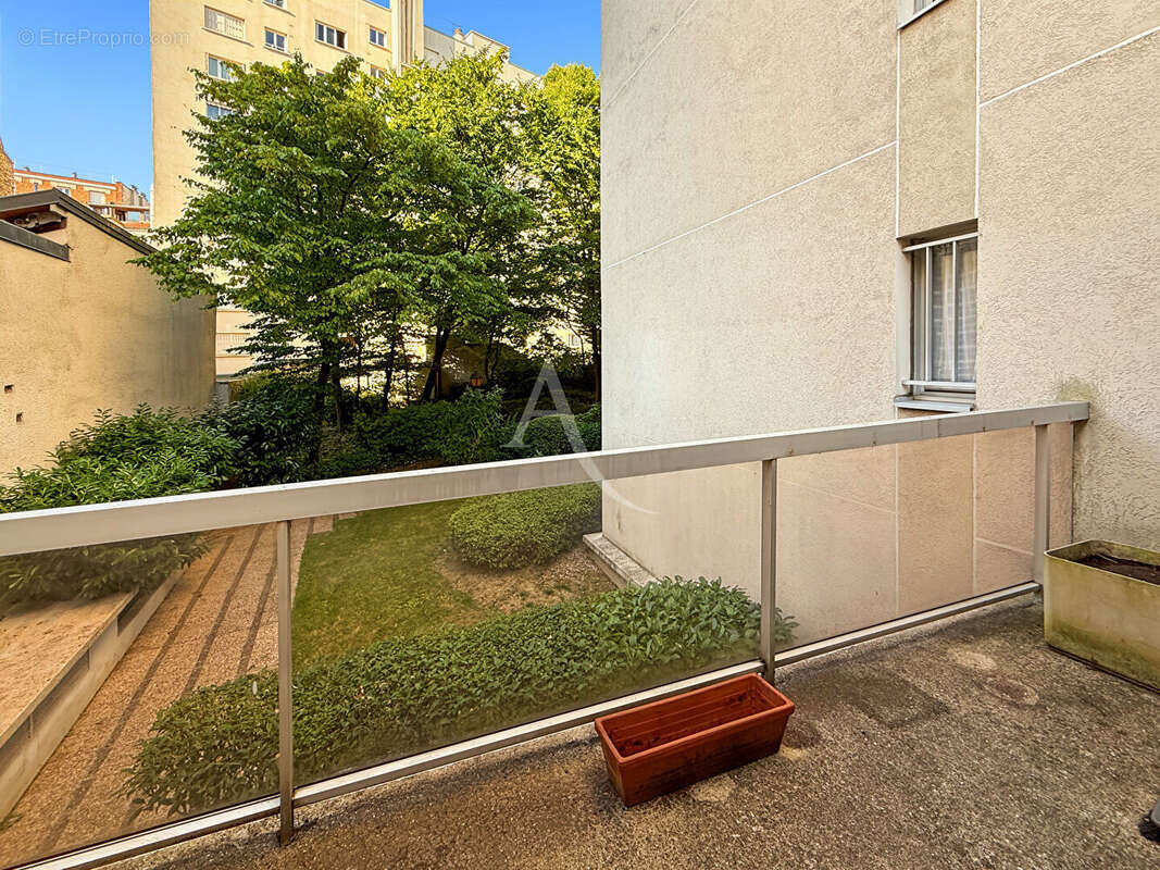 Appartement à PARIS-12E