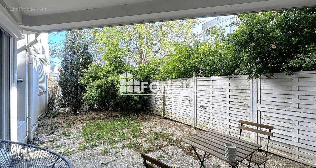 Appartement à HEROUVILLE-SAINT-CLAIR