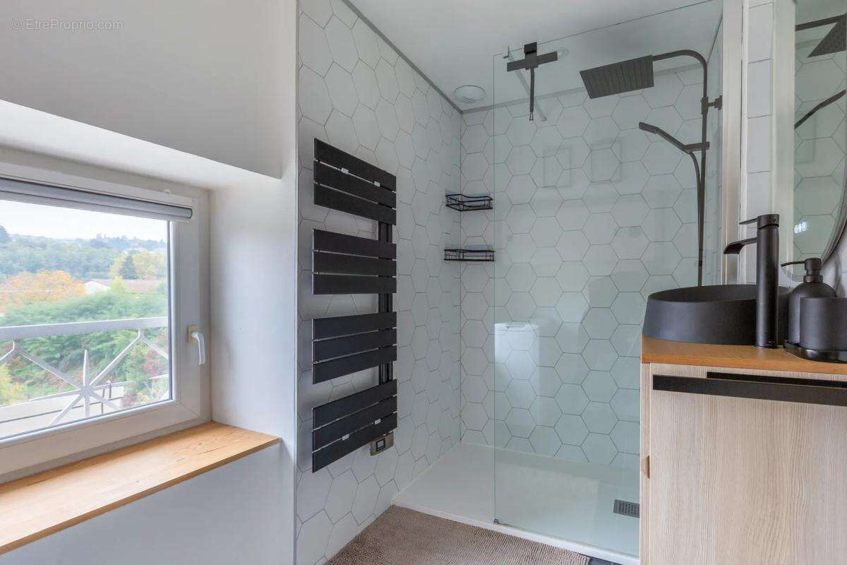 Appartement à L&#039;ARBRESLE