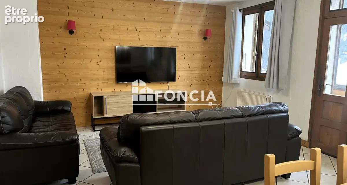 Maison avec un bel extérieur aux Allues - photo 3