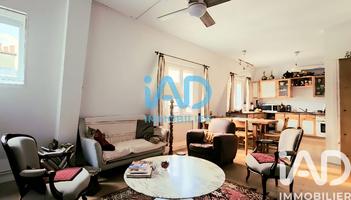 Photo 1 - Appartement à PARIS-18E