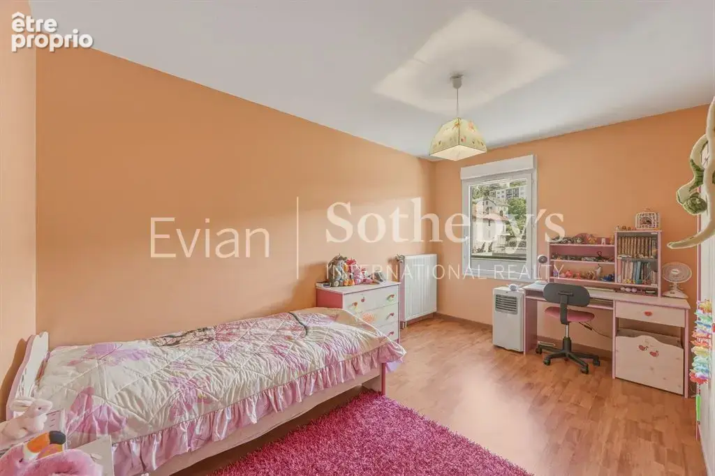 Evian centre ville appartement t4 vue lac - photo 9
