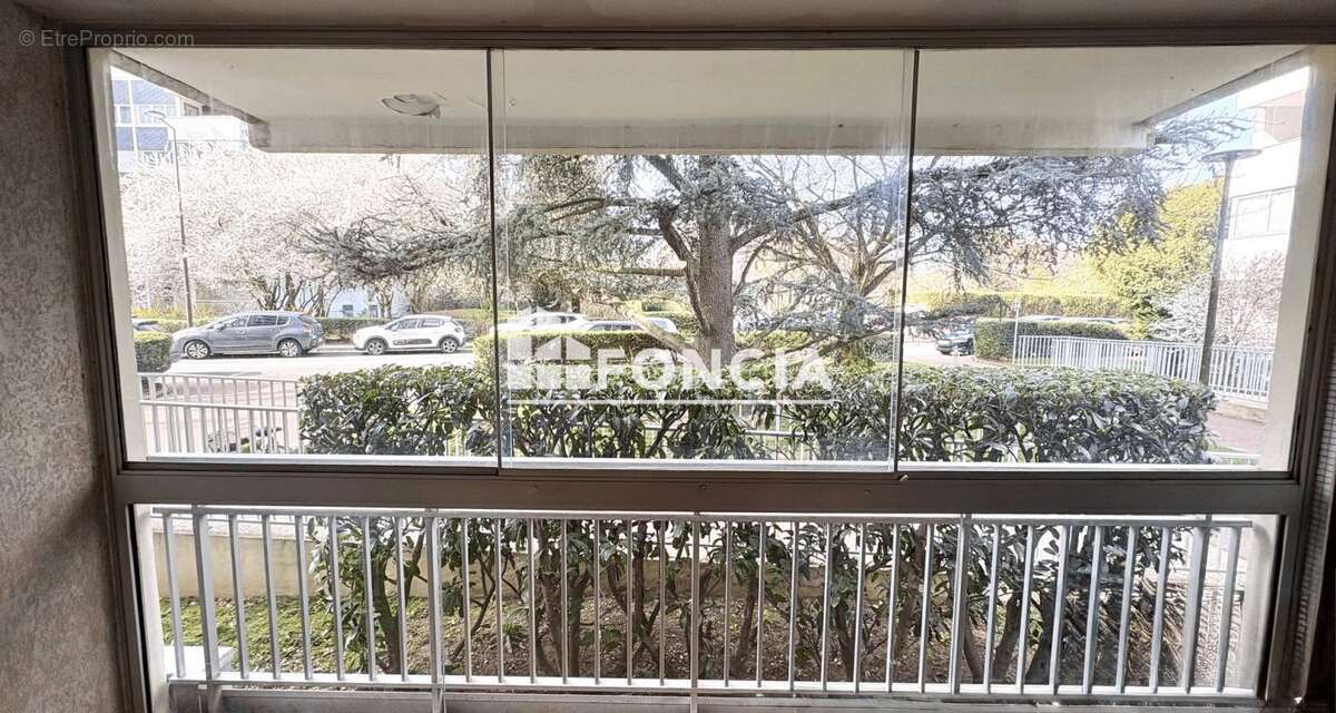 Appartement à VELIZY-VILLACOUBLAY